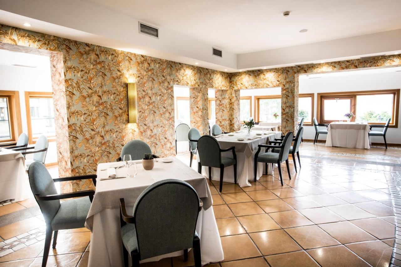 Pazo Los Escudos Hotel Spa & Resort Віго Екстер'єр фото Restaurant