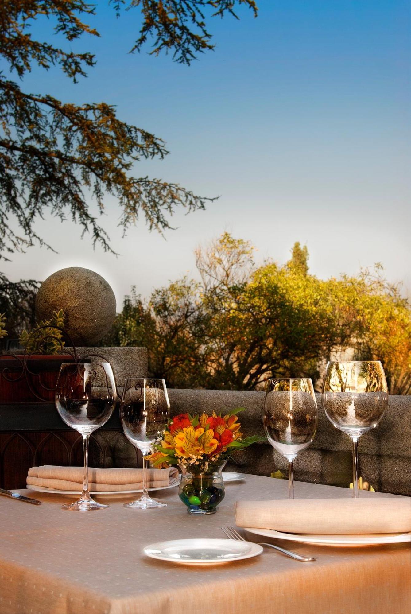 Pazo Los Escudos Hotel Spa & Resort Віго Екстер'єр фото Wine at the winery